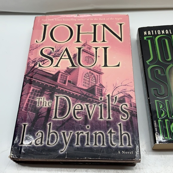 Lot 3 John Saul books paperback hardcover - Picture 3 of 11